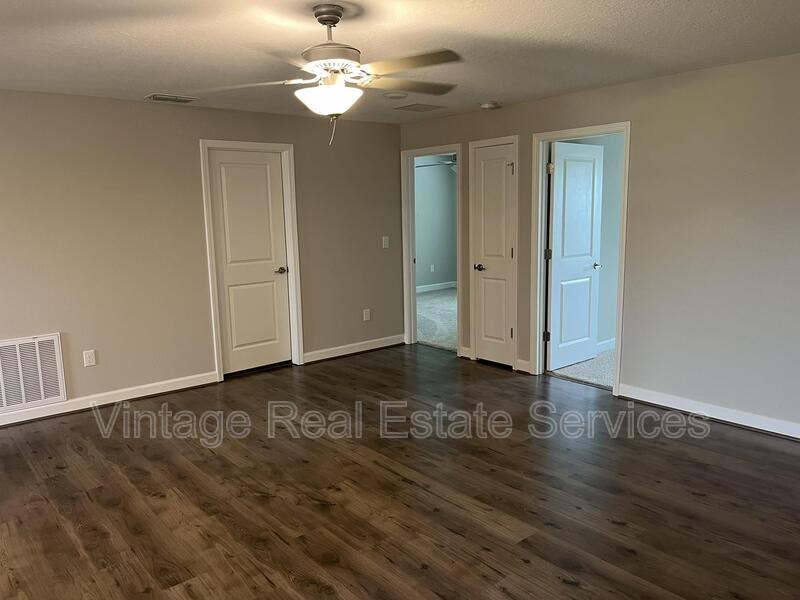 1712 Roseville St property image