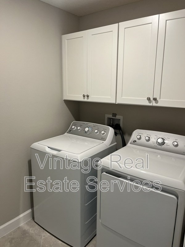 1712 Roseville St property image