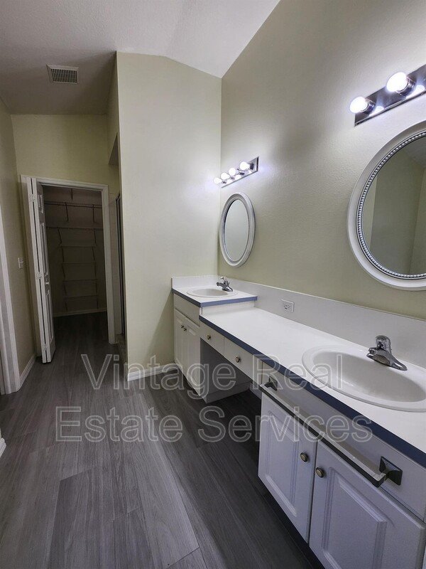 819 Sandy Trail Place property image