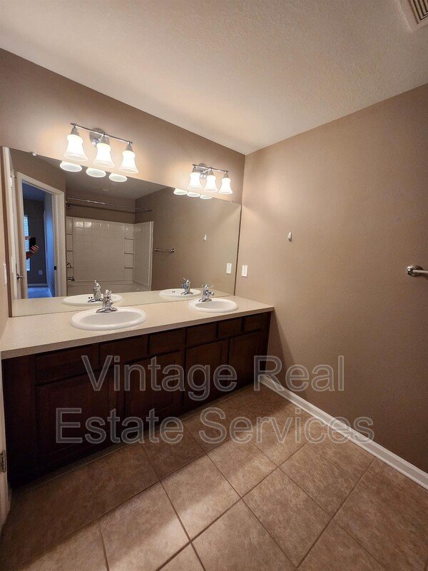 10130 Pink Palmata Ct property image