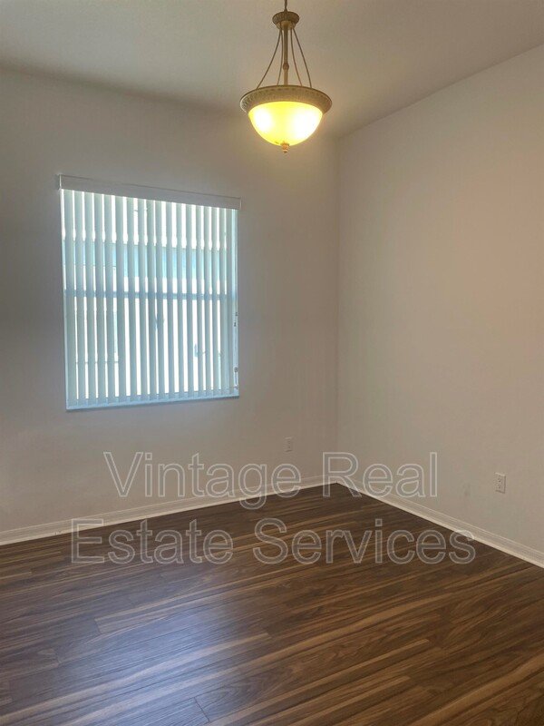 3941 Roswell Pl property image