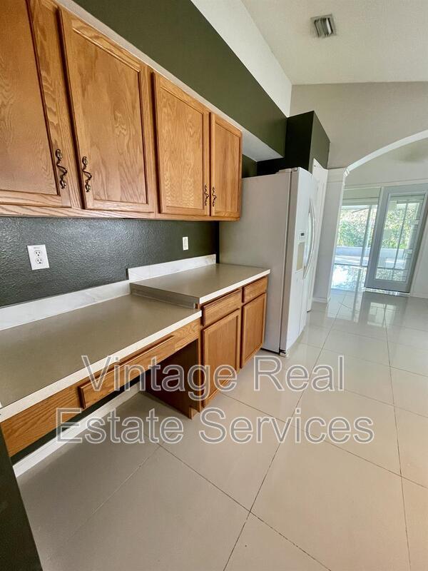 1031 Summer Breeze Dr property image
