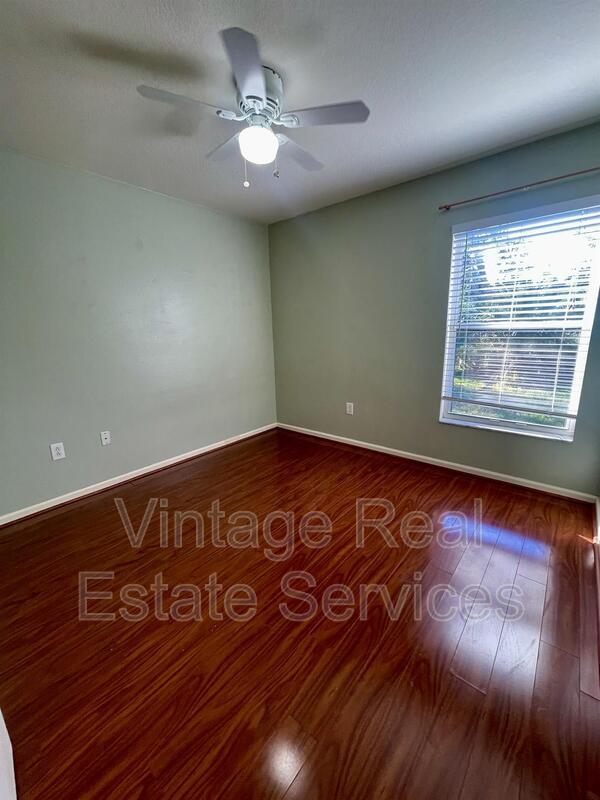 1031 Summer Breeze Dr property image