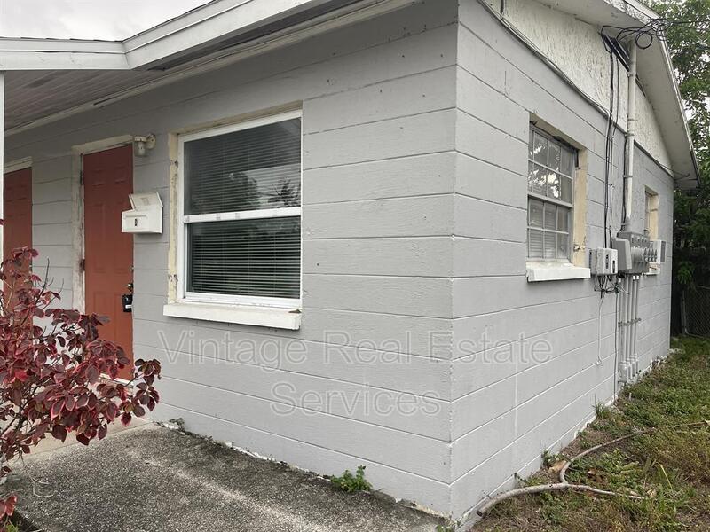 843 Union St S #D property image