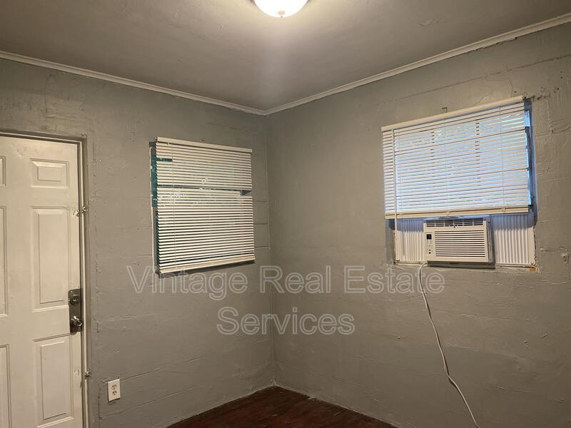 843 Union St S #D property image