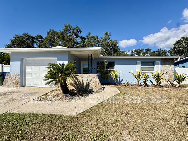 1074 Woodbrook Dr S property image