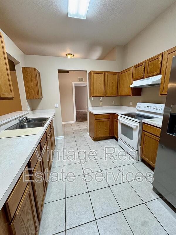 12412 Cedarfield Dr. property image