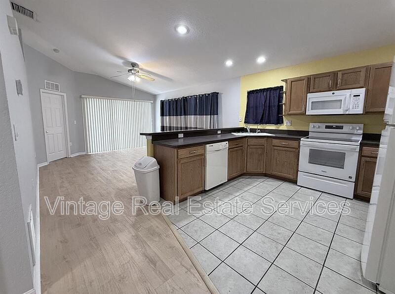 1719 Hammocks Ave property image