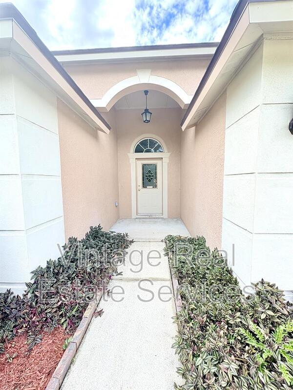 4722 Roundview Ct property image