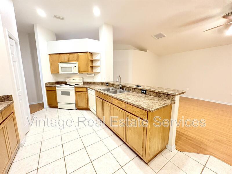 4722 Roundview Ct property image