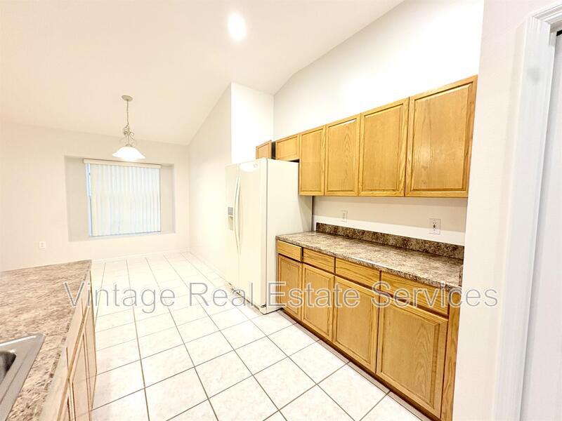 4722 Roundview Ct property image