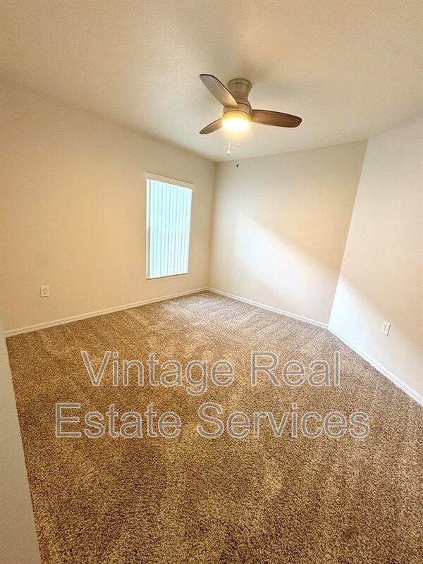 4722 Roundview Ct property image