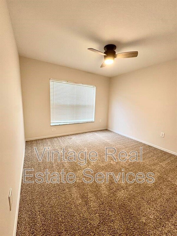 4722 Roundview Ct property image