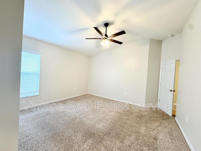 4722 Roundview Ct property image