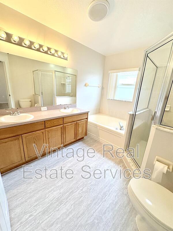 4722 Roundview Ct property image