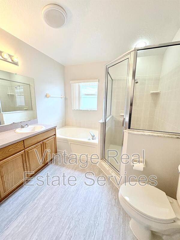 4722 Roundview Ct property image