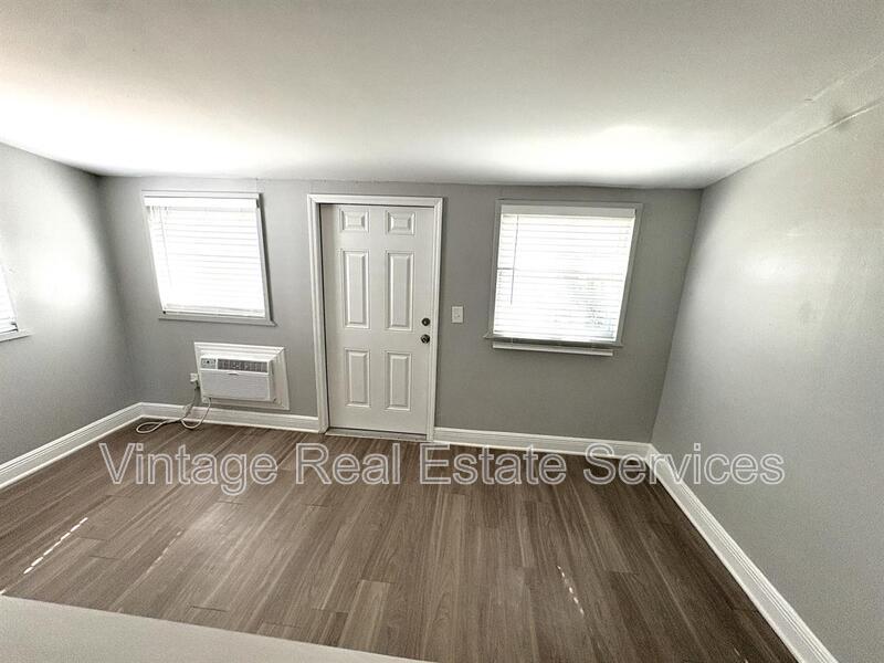 4611 N Hubert Ave #11 property image