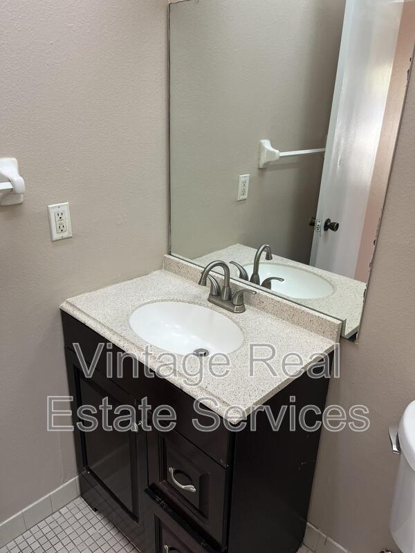 7708 Gulf Ct. property image