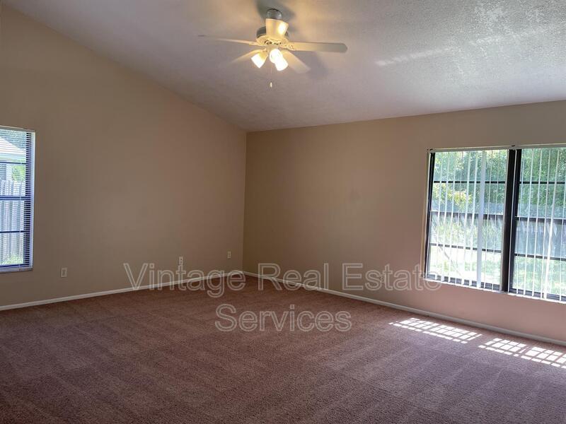 10821 Kenbrook Dr. property image