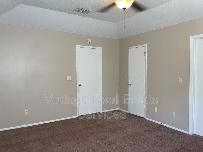 10821 Kenbrook Dr. property image