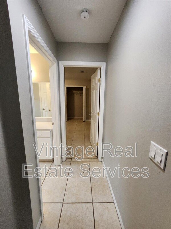 22707 Roderick Dr property image