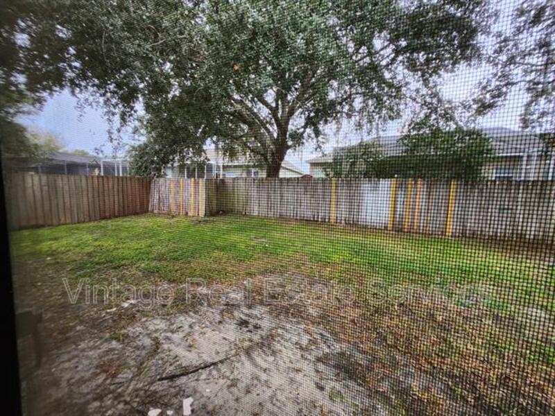 22707 Roderick Dr property image