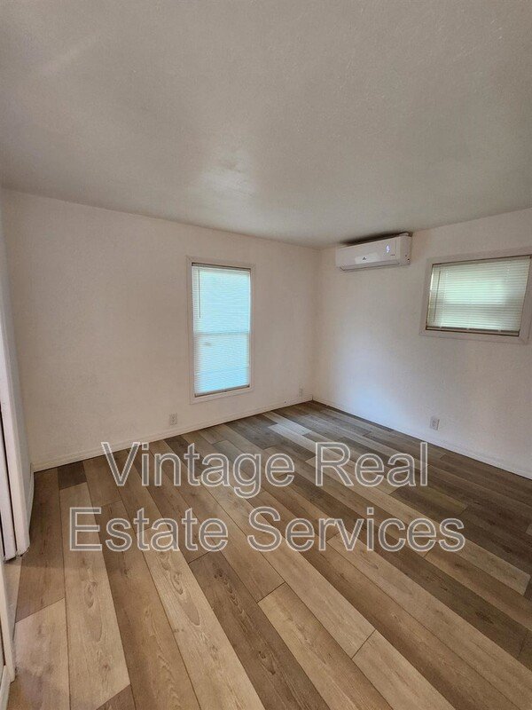 114 Hillside Drive property image