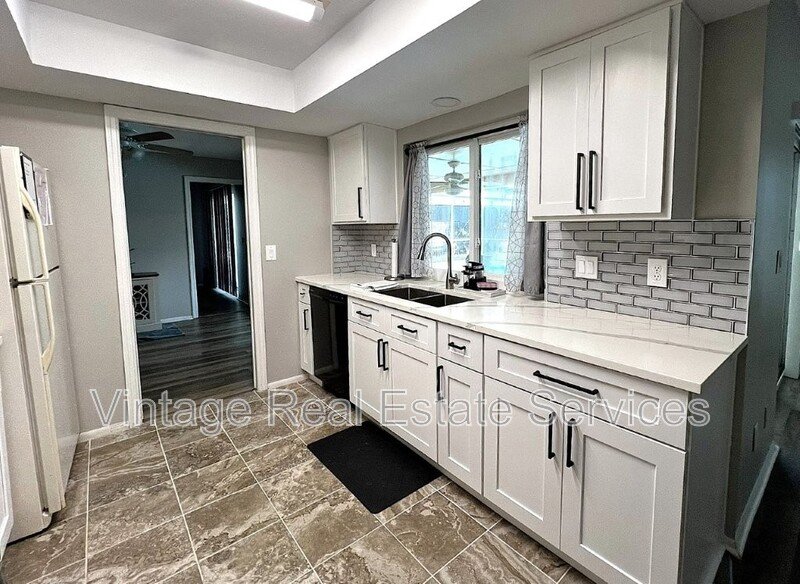 3082 Cascade Dr. property image