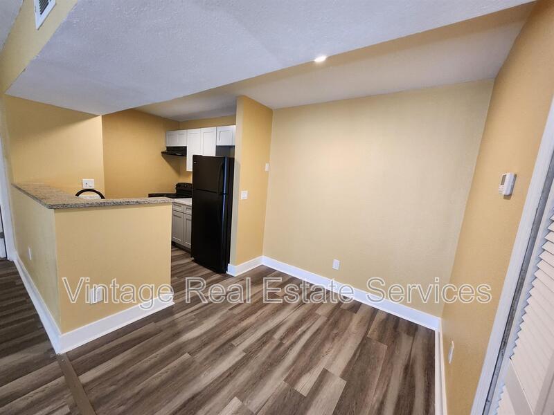 305 W Grant St #B3 property image