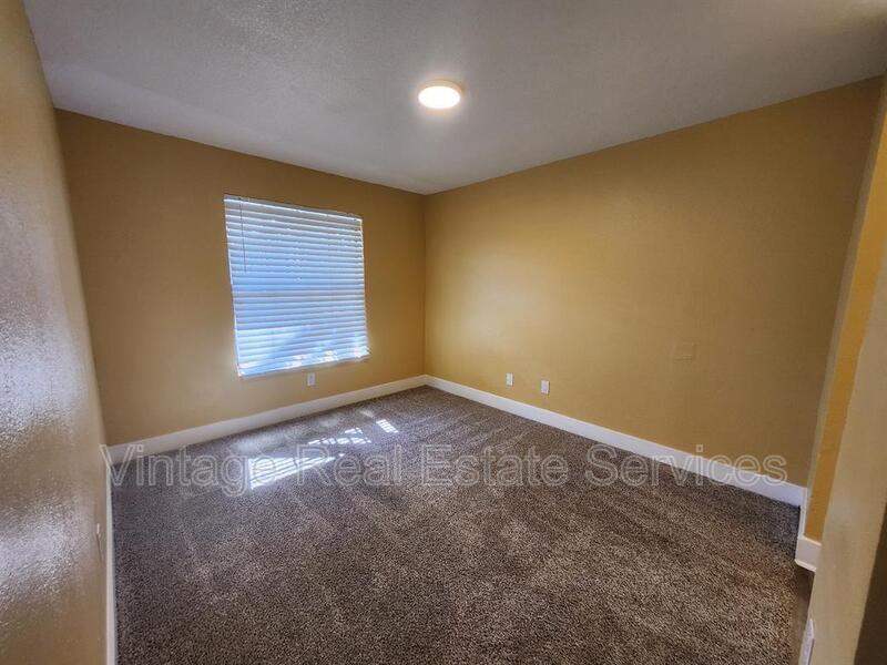 305 W Grant St #B3 property image