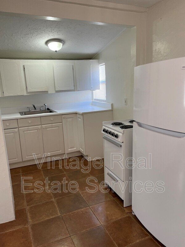 309 W Comanche Ave #B property image