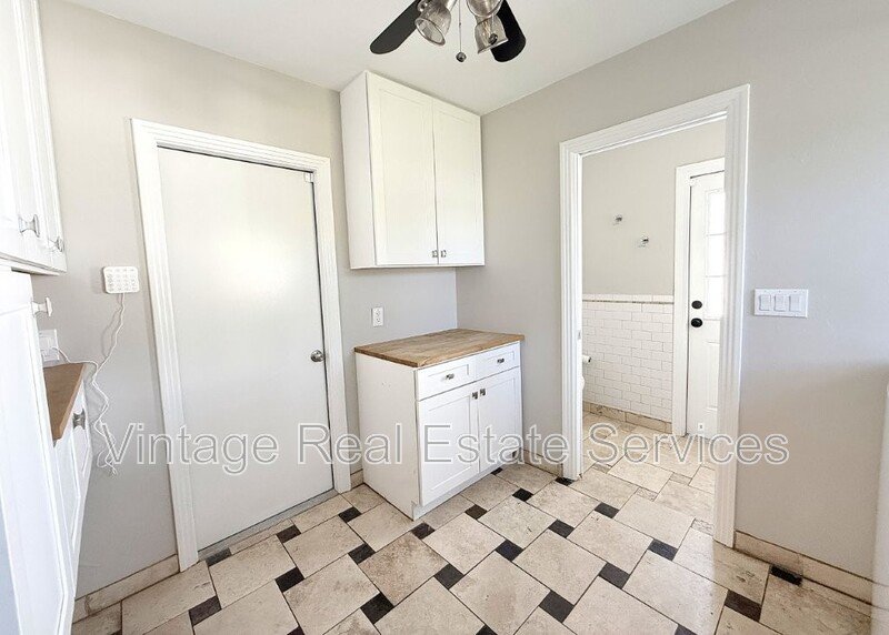 105 N Aurora Ave property image