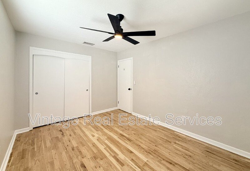 105 N Aurora Ave property image