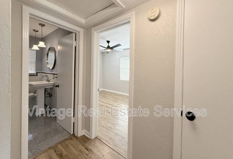 105 N Aurora Ave property image