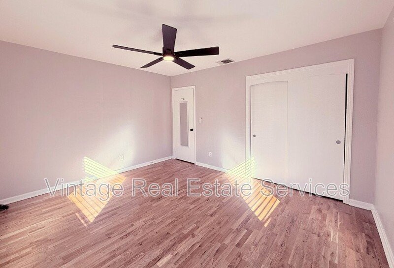 105 N Aurora Ave property image