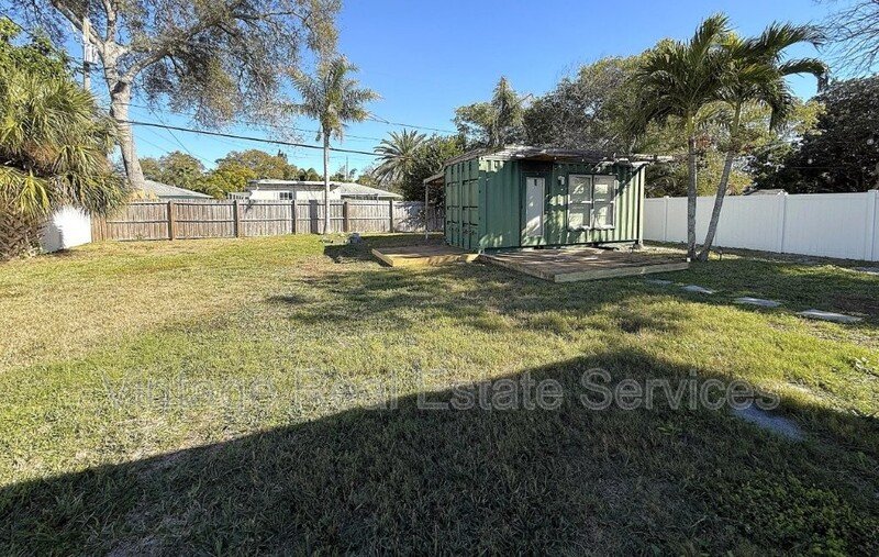 105 N Aurora Ave property image