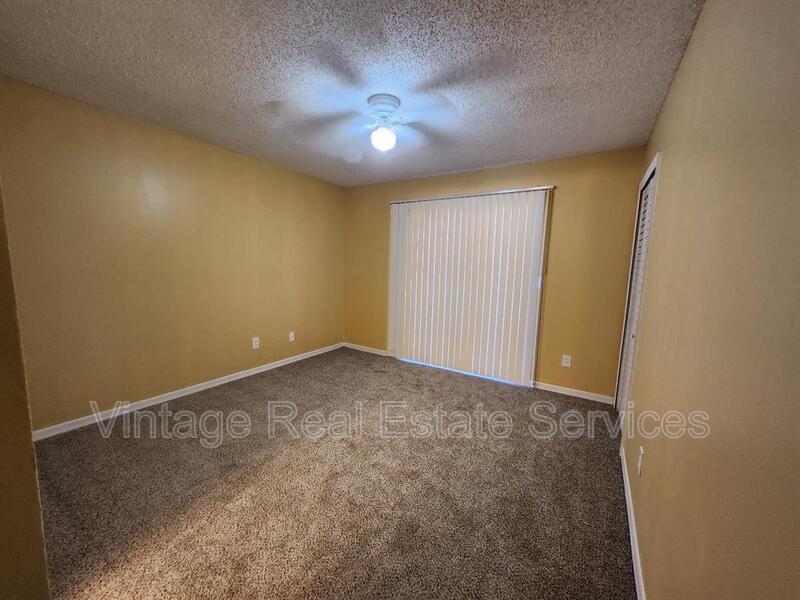 305 W Grant St #C4 property image