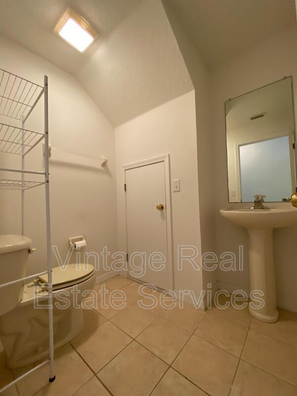 253 Castlekeeper Place property image