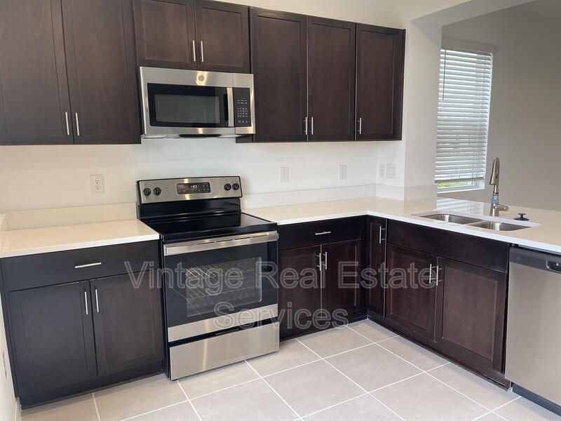 6305 Fairmont Ln property image