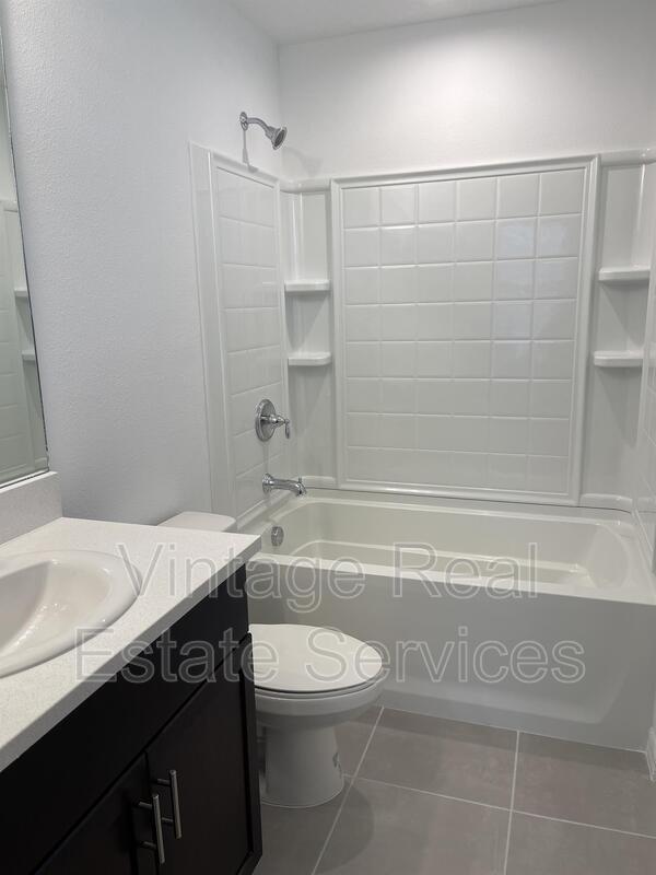 6305 Fairmont Ln property image