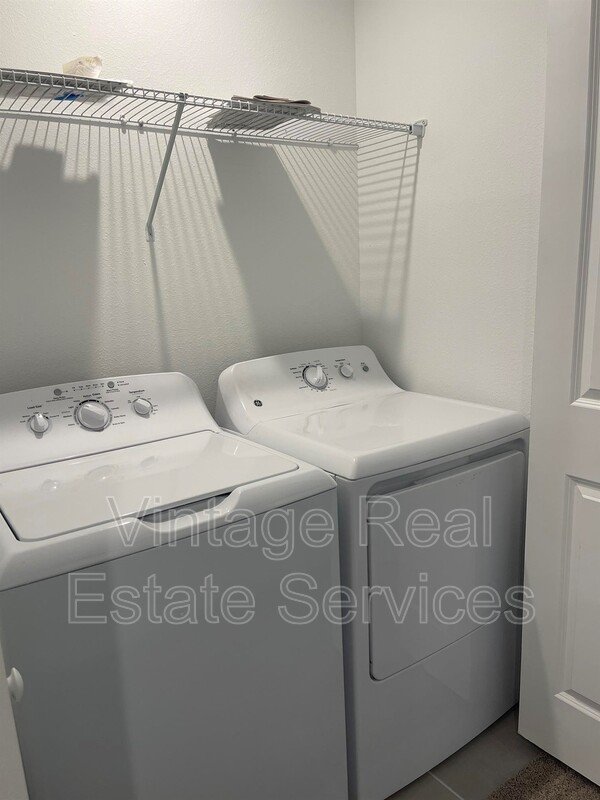 6305 Fairmont Ln property image