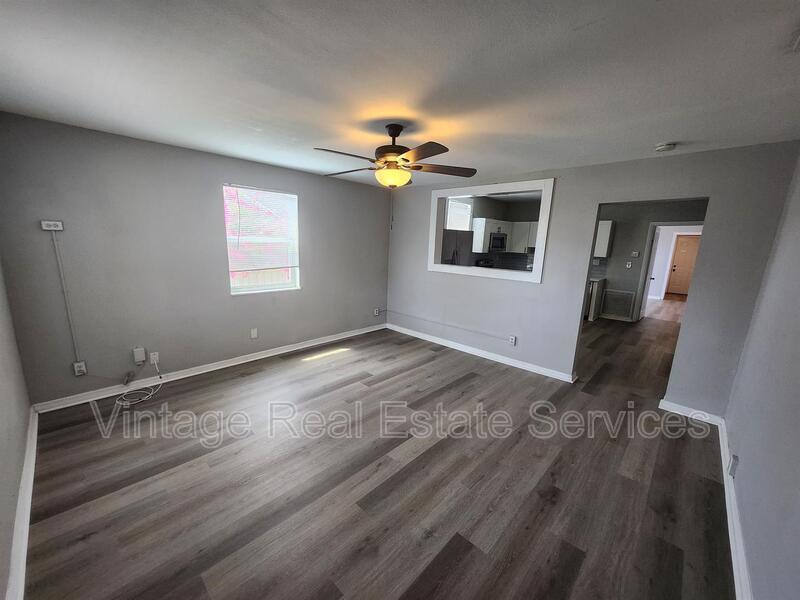 2406 E Clark St #A property image