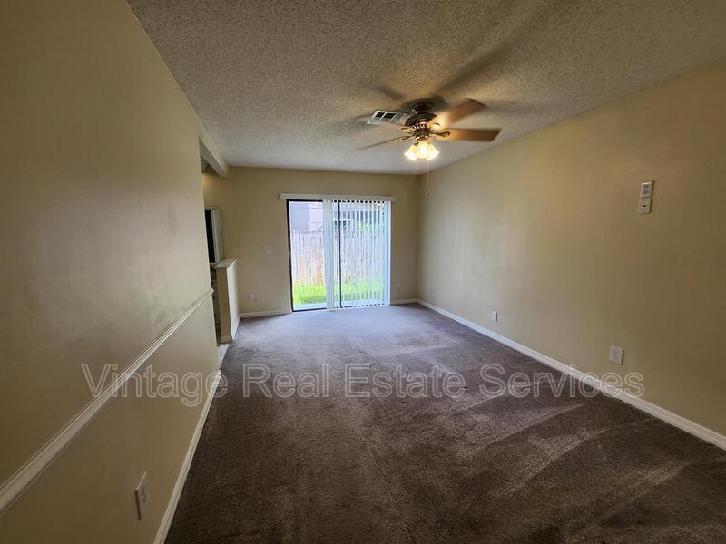 4913 Rockledge Circle property image