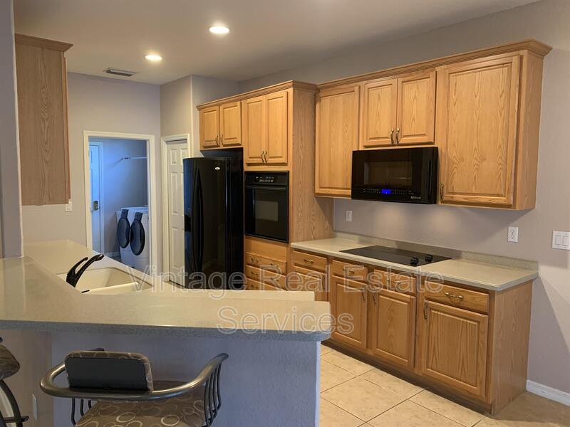 10724 Banfield Dr property image