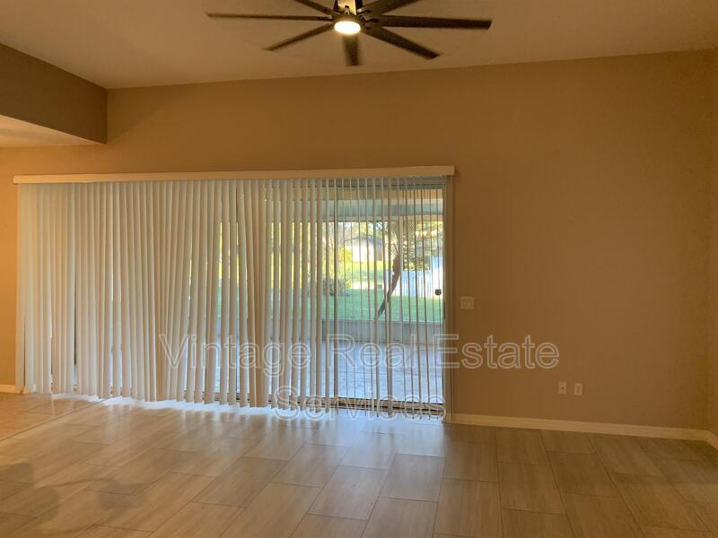 10724 Banfield Dr property image