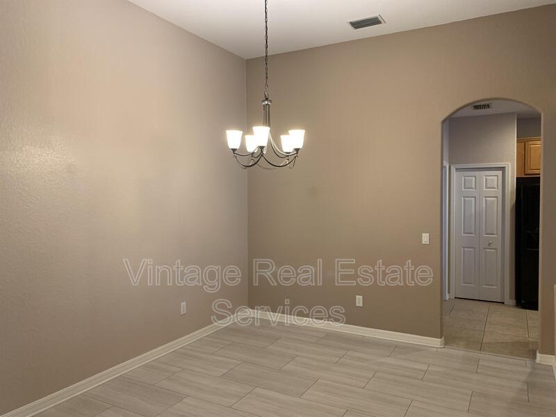 10724 Banfield Dr property image