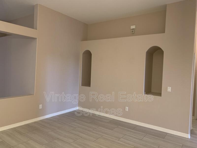 10724 Banfield Dr property image