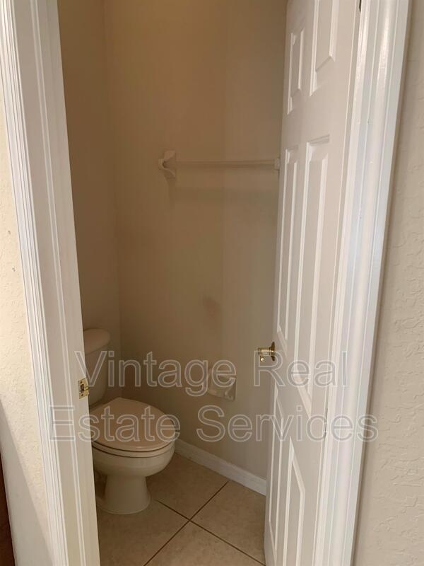 10724 Banfield Dr property image