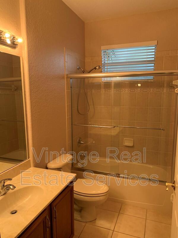 10724 Banfield Dr property image