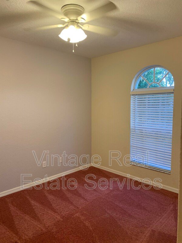 10724 Banfield Dr property image